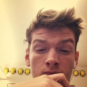 Meet your Posher, Levi